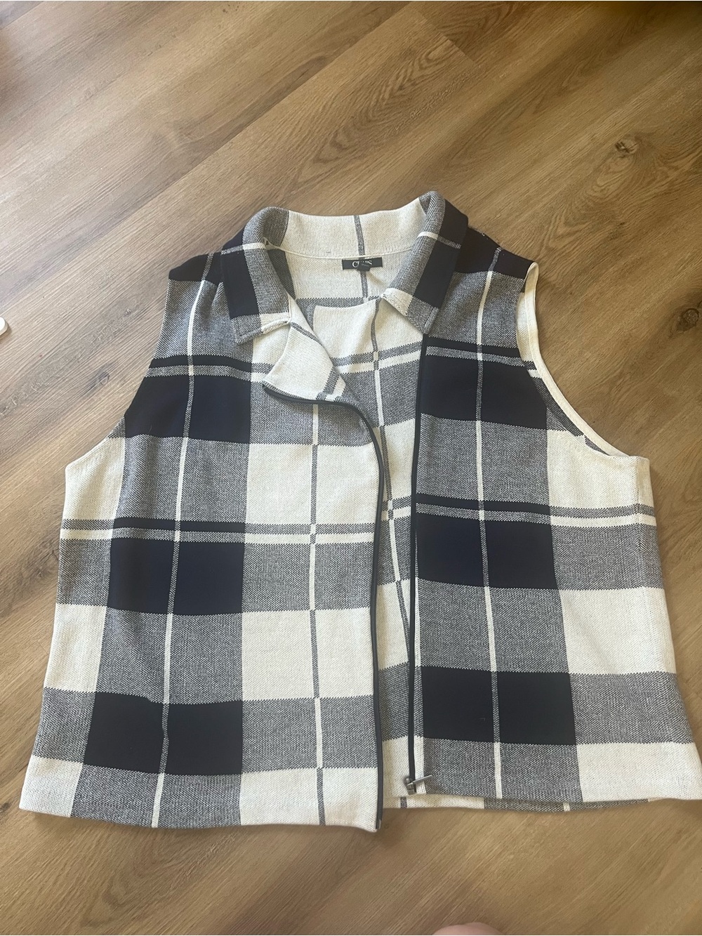 Chaps Black Gray and Cream Plaid Sleeveless Vest